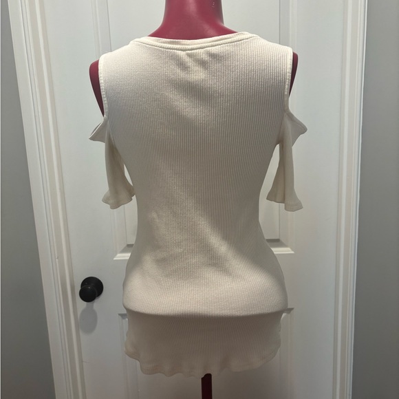 H&M white Cold-Shoulder Ribbed Top size medium - Picture 4 of 7